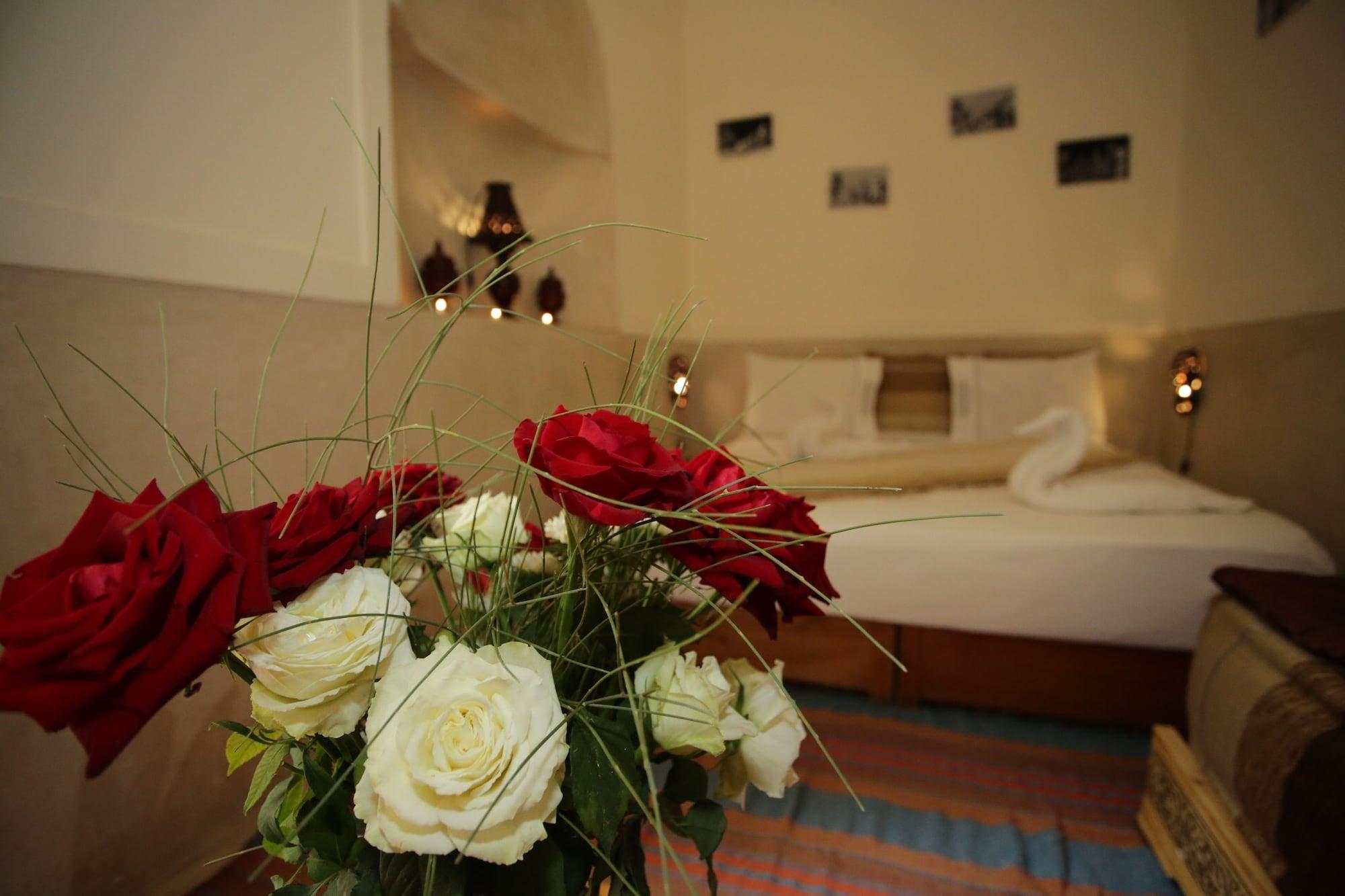 Riad White Flowers Marrakesh Eksteriør bilde