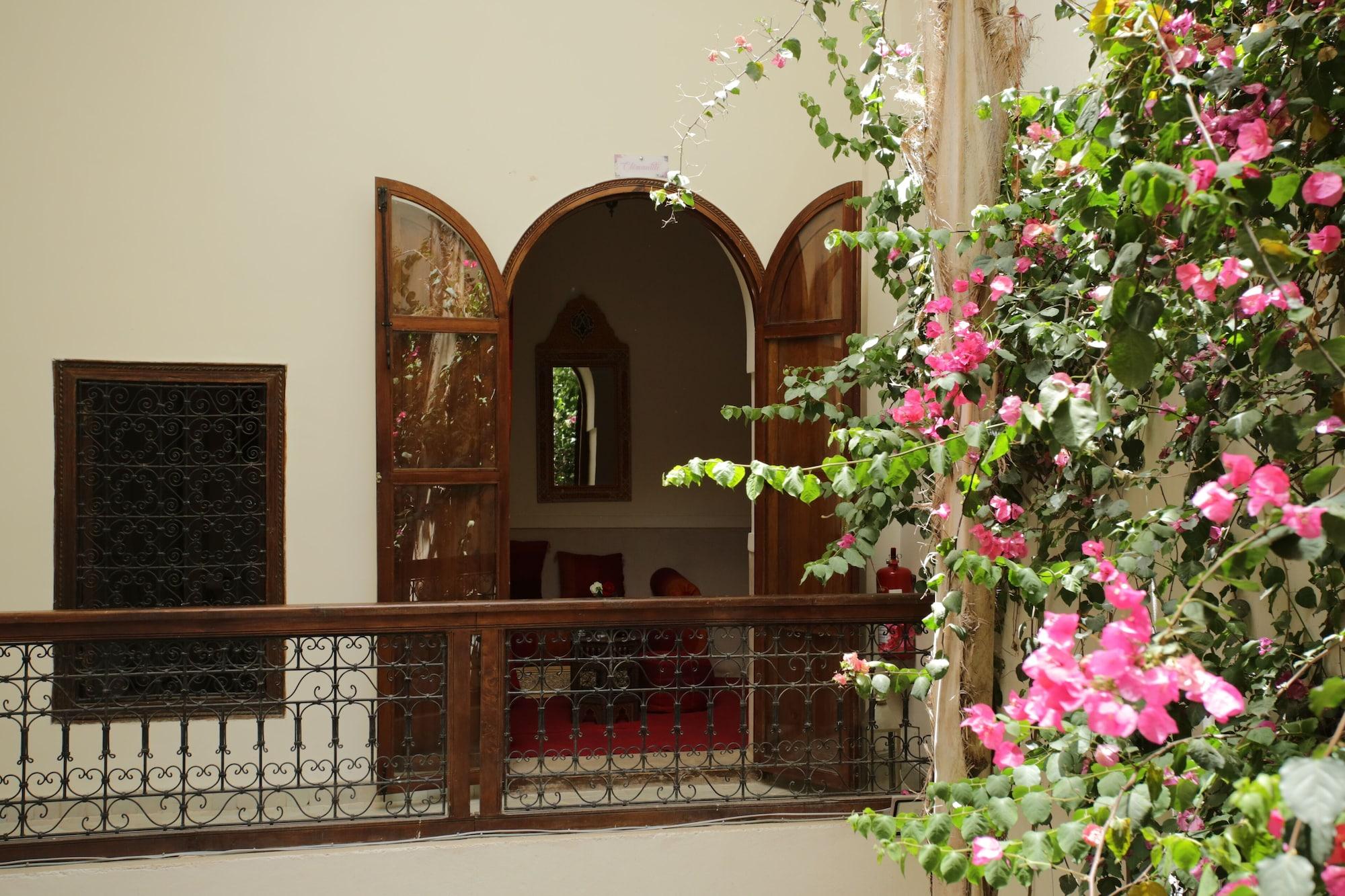 Riad White Flowers Marrakesh Eksteriør bilde